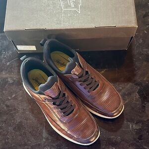 Like New FLORSHEIM Boys Leather Shoes